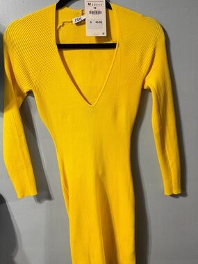 Zara Yellow Ribbed V-Neck Knit Dress
